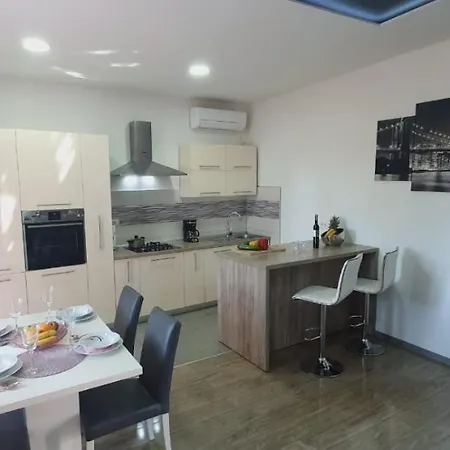 Apartment Modern In The Center